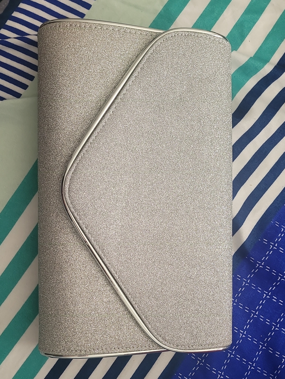 Silver Tablet Folio Case - Sleek Protective Sleeve